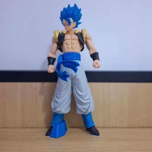 Gogeta Super Saiyan Blue Hair Standing (32cm Height)